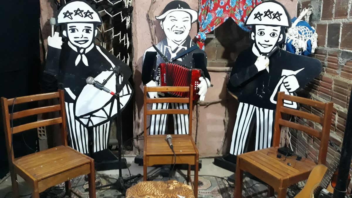 CAFÉ, PROSA E POESIA 