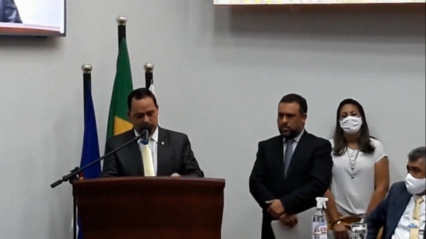 Sivaldo Albino discursa na C&acirc;mara de Vereadores de Garanhuns